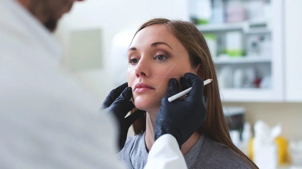 Why Plastic Surgery Can Help You Achieve Your Goals